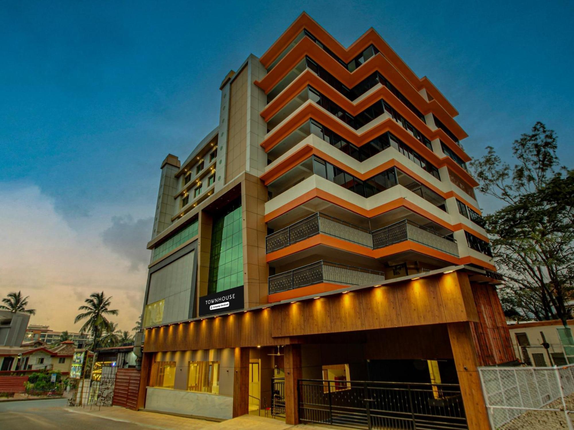 Townhouse Madgaon Hotell Raia Exteriör bild