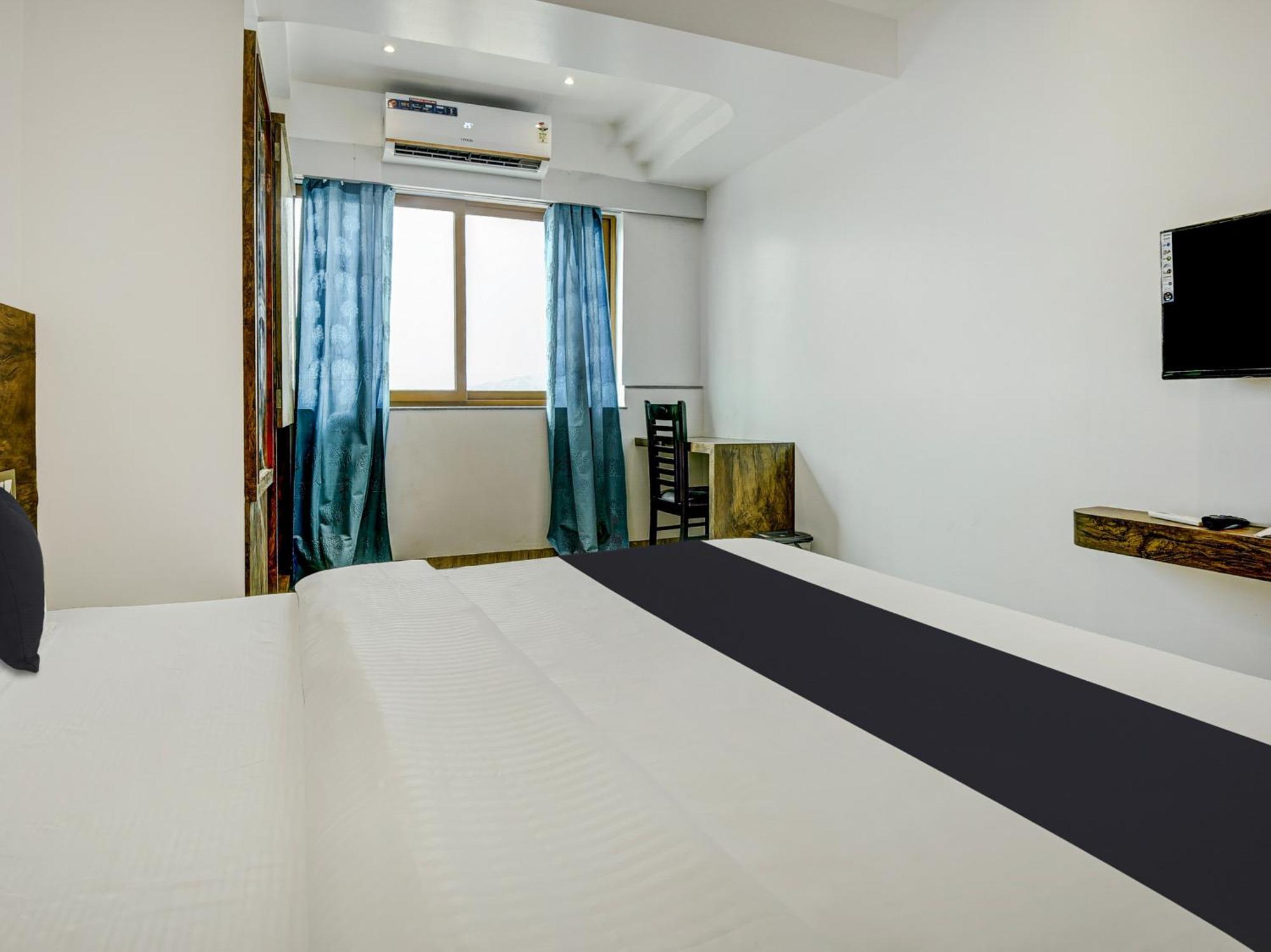 Townhouse Madgaon Hotell Raia Exteriör bild